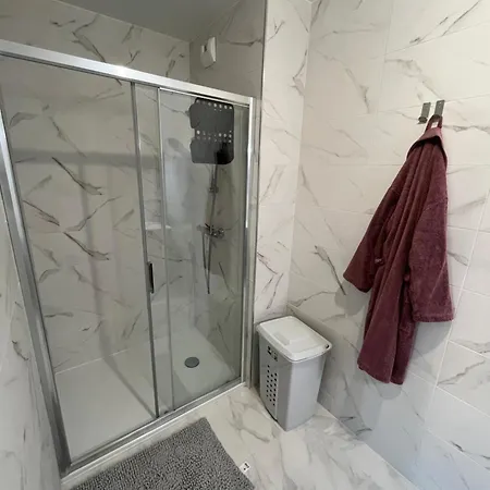 Beau T2 Dans Le Sud De Paris, Parking Gratuit Apartment