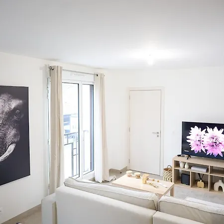 Beau T2 Dans Le Sud De Paris, Parking Gratuit Apartment Saint-Maur-des-Fosses