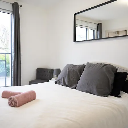 Beau T2 Dans Le Sud De Paris, Parking Gratuit * Saint-Maur-des-Fosses