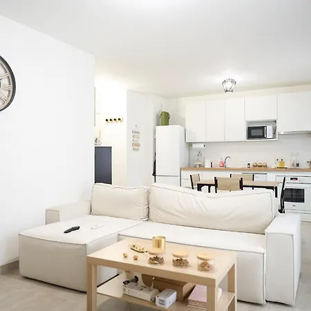 Beau T2 Dans Le Sud De Paris, Parking Gratuit * Saint-Maur-des-Fosses